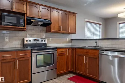 Interior photo 3 of 17715 6 AV SW