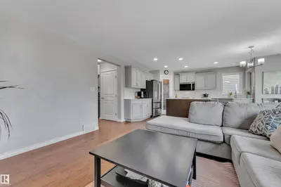 Interior photo 4 of 1235 RUTHERFORD RD SW SW