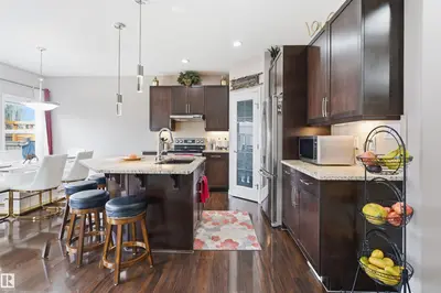 Interior photo 2 of 1444 37C AV NW