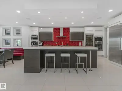 Interior photo 2 of #26 51222 RGE ROAD 260