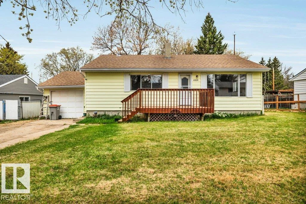 4809 32 St., Rural Wetaskiwin County - 5 bedroom Detached Single Family for sale