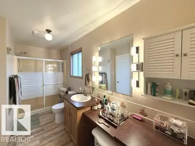 Interior photo 3 of 1350 Lakewood Crossing