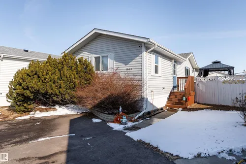 1663 Jubilee CR, Sherwood Park - $157,000