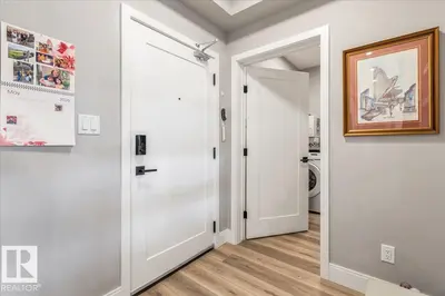 Interior photo 1 of #428 7463 MAY CM NW