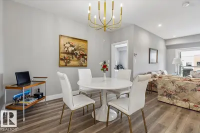 Interior photo 3 of #428 7463 MAY CM NW
