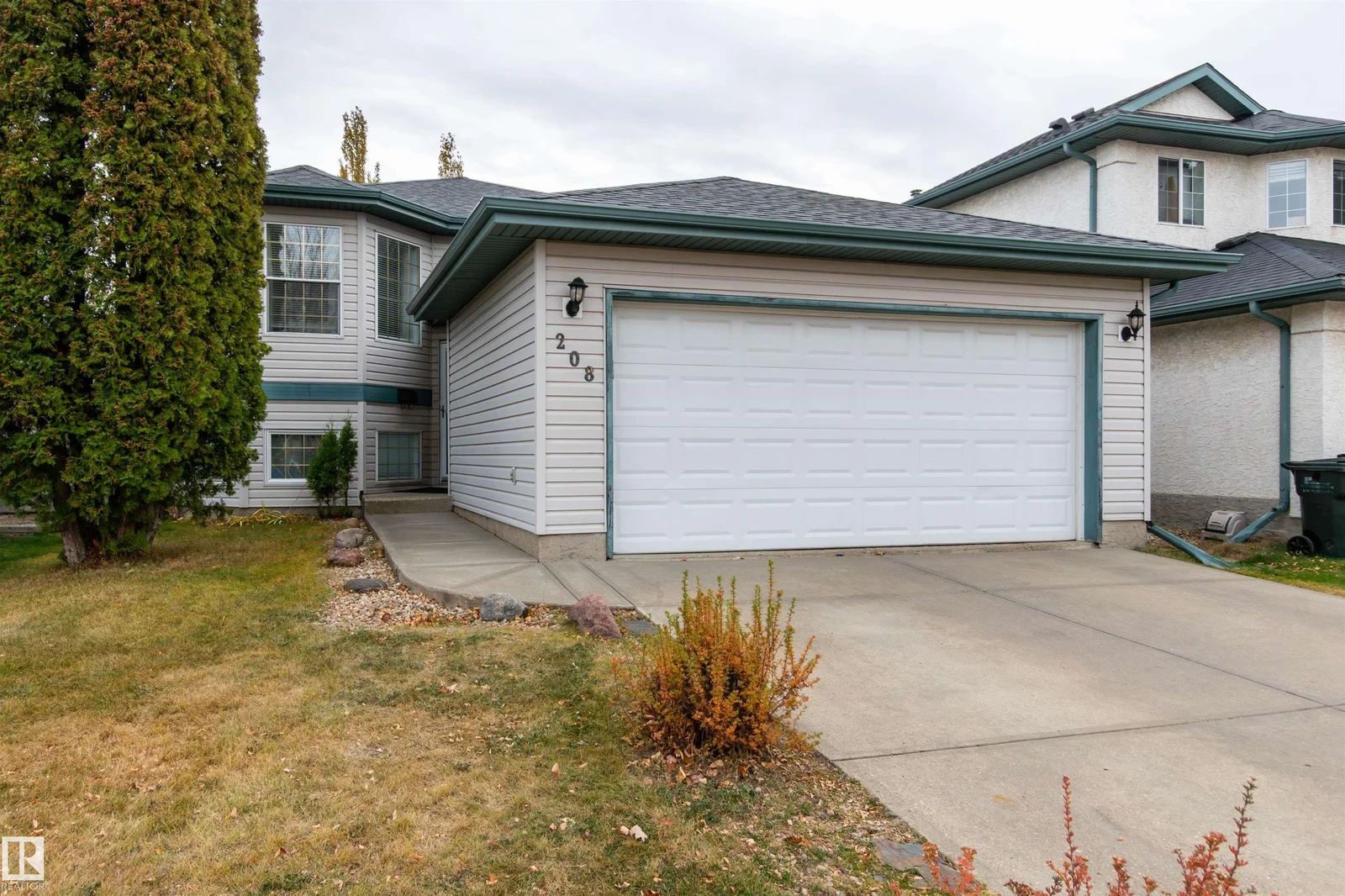 208 Rainbow CR, Sherwood Park - 4 bedroom Detached Single Family for sale