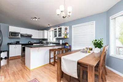 Interior photo 4 of 208 Rainbow CR