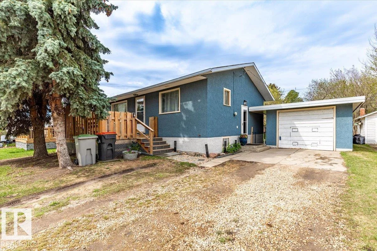 4704 51 ST, Thorsby - 4 bedroom Detached Single Family for sale