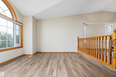 Interior photo 4 of 229 Northmount DR
