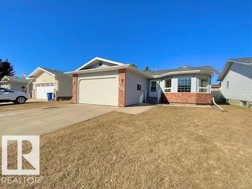 228 PARKSIDE DR, Wetaskiwin - $394,900