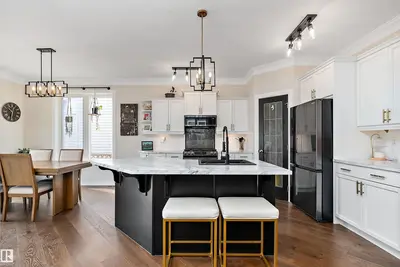Interior photo 2 of 5335 42 ST