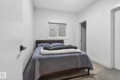 Interior photo 3 of 5261 KIMBALL CR SW