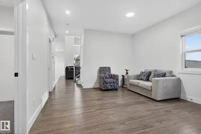 Interior photo 2 of 5261 KIMBALL CR SW