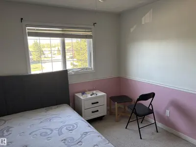 Interior photo 4 of 3516 49 AV