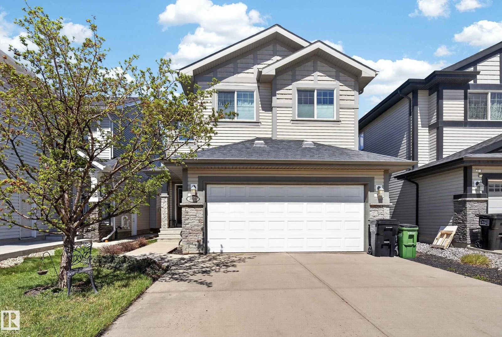 3908 AGAR CT SW, Edmonton - 3 bedroom Detached Single Family for sale