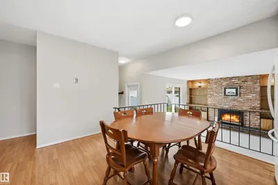 Interior photo 3 of 692 LEE RIDGE RD NW