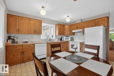 Interior photo 2 of 3516 37 ST NW