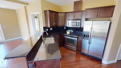 Interior photo 1 of 