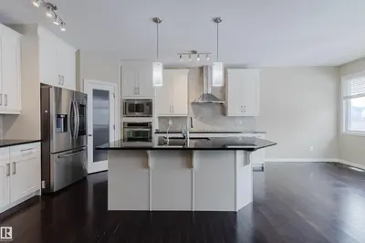 Interior photo 2 of 1007 173 ST SW