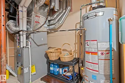 Interior photo 2 of 2124 35A AV NW