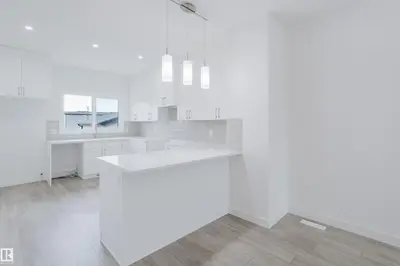 Interior photo 3 of 772 MATTSON DR SW