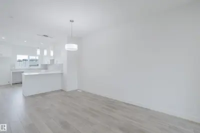 Interior photo 2 of 772 MATTSON DR SW