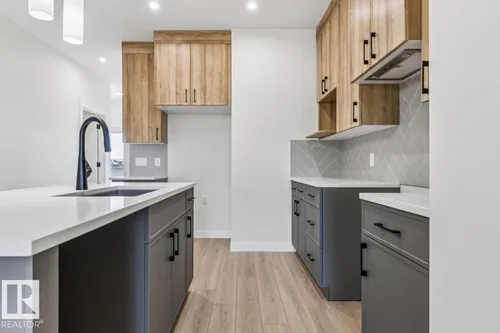 762 MATTSON DR SW, Edmonton - $519,900