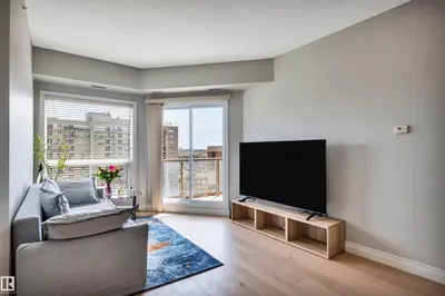 Interior photo 3 of #902 9819 104 ST NW