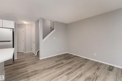 Interior photo 2 of #33 5101 SOLEIL BV