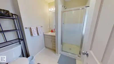 Interior photo 2 of 5 CHESTERMERE WY