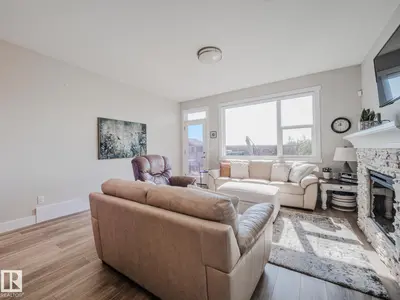 Interior photo 3 of 153 RANKIN DR