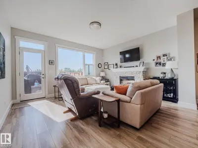 Interior photo 4 of 153 RANKIN DR
