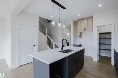 Interior photo 3 of 6223 29 AV SW