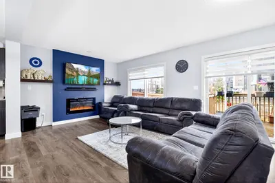 Interior photo 3 of 308 42 AV NW