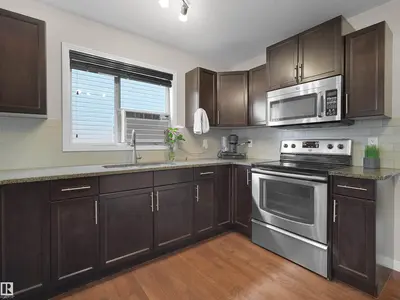 Interior photo 2 of 7046 Eton Boulevard