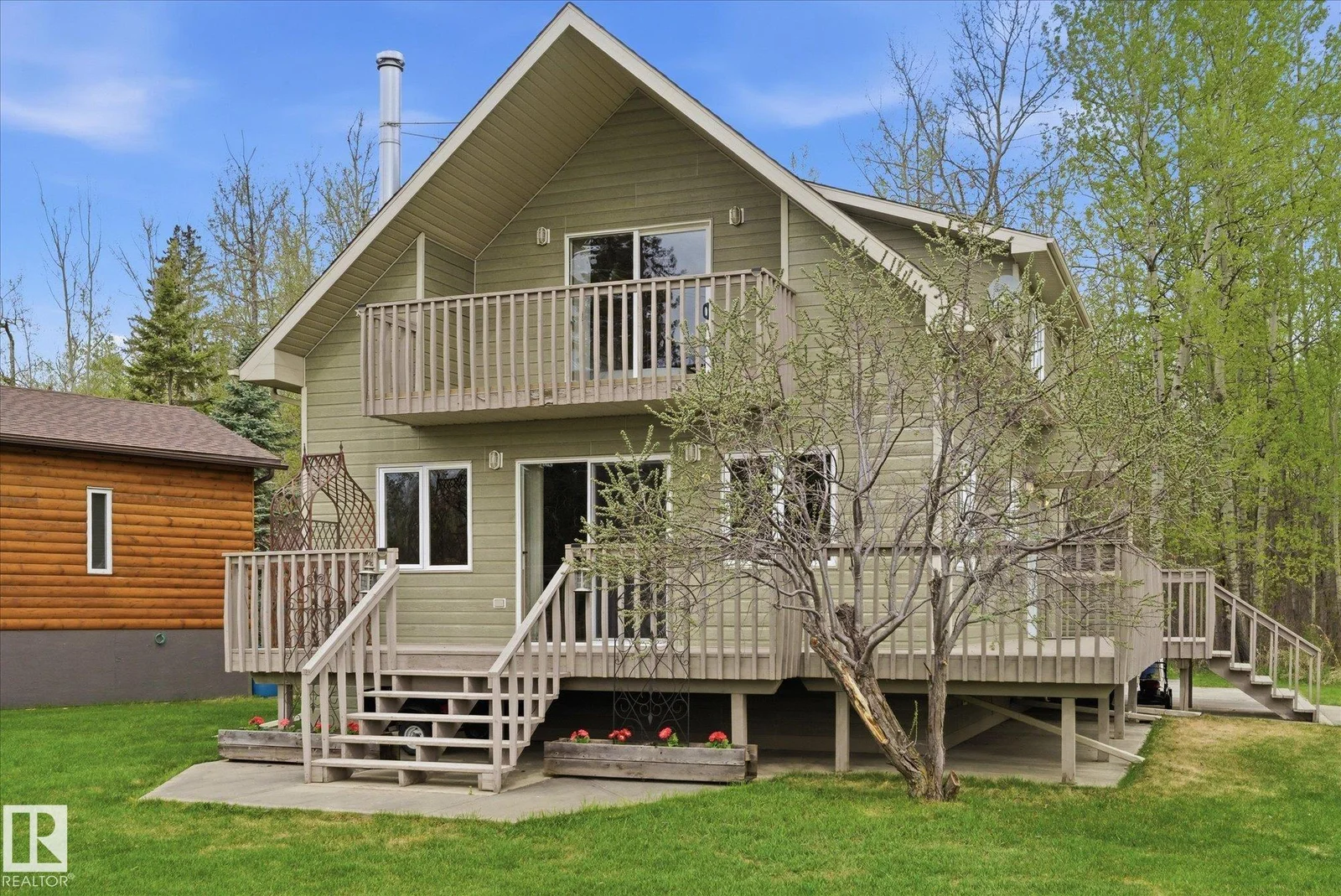 218 & 219 2nd Street Ross Haven, Rural Lac Ste. Anne County - 4 bedroom Detached Single Family for sale