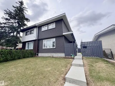 Interior photo 1 of 8825 137 AV NW