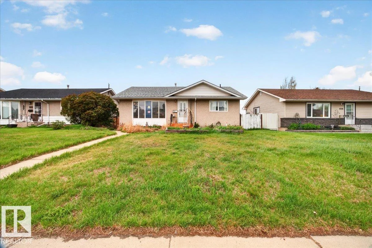 4212 105 AV NW, Edmonton - 3 bedroom Detached Single Family for sale