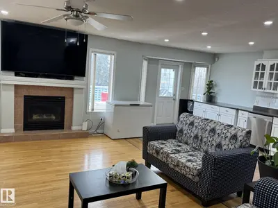 Interior photo 3 of 3139 34B AV NW