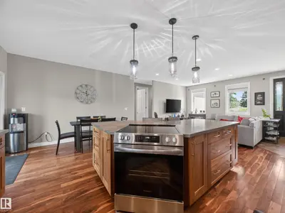 Interior photo 2 of 52138 RGE ROAD 215
