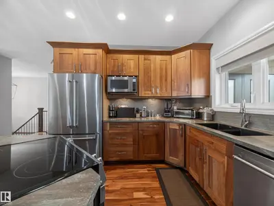 Interior photo 3 of 52138 RGE ROAD 215