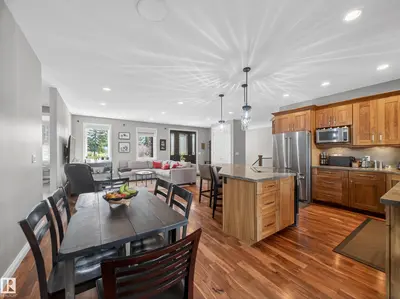 Interior photo 4 of 52138 RGE ROAD 215