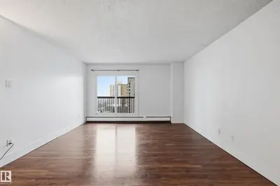 Interior photo 3 of #1003 9929 113 ST NW