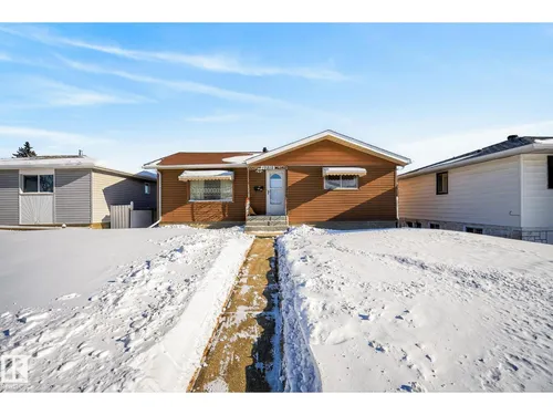 12819 107 ST NW, Edmonton - $309,900