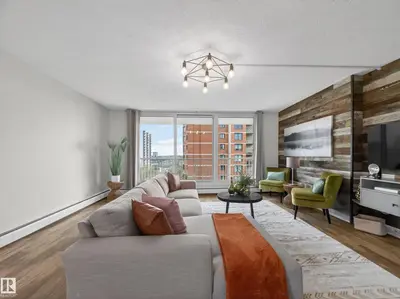 Interior photo 4 of #907 9930 113 ST NW