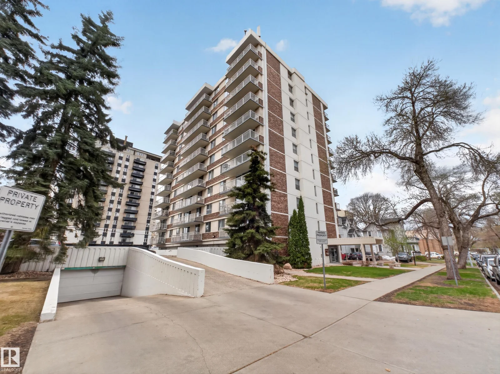#907 9930 113 ST NW, Edmonton - 1 bedroom Apartment for sale