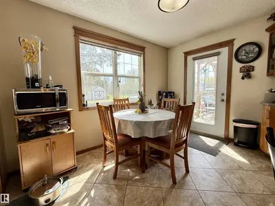 Interior photo 4 of 61130 RGE RD 50