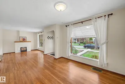 Interior photo 3 of 10523 137 ST NW