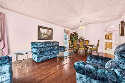 Interior photo 4 of 18 ESTATES CO