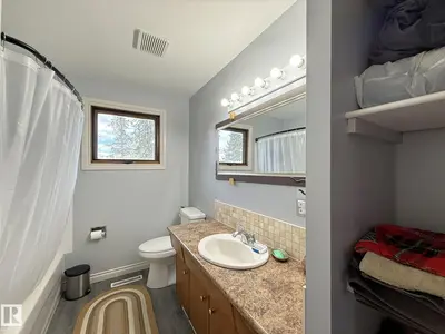 Interior photo 4 of 49054 RNG RD 13